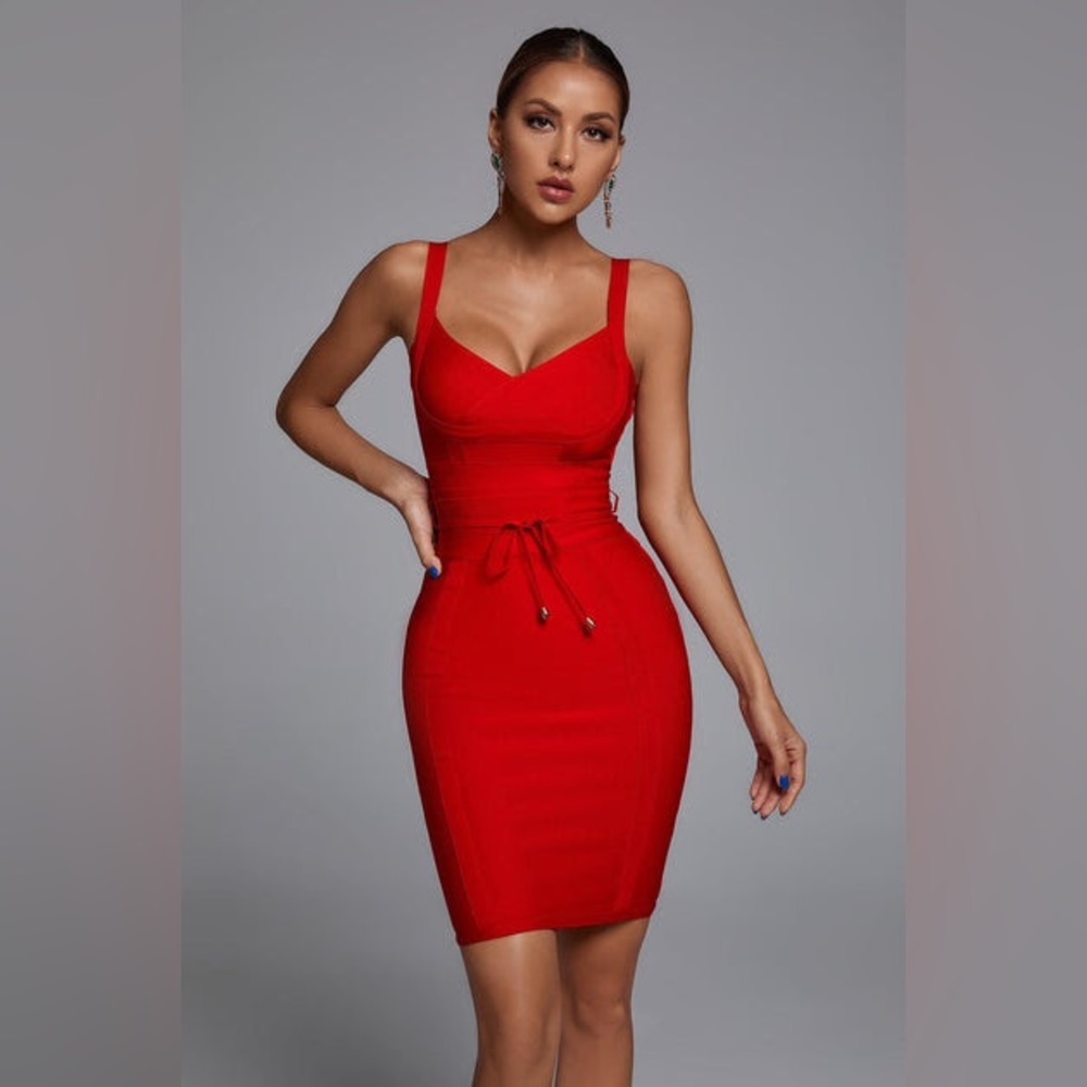 Bella Barnett NWT red Valentine’s bodycon dress size L fits like M